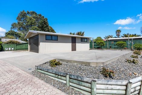 Photo of property in 24 Motukari Place, Onaero, Urenui, 4383