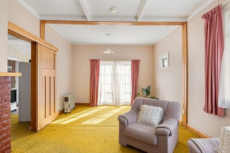 Photo of property in 54 Miro Street, Takaro, Palmerston North, 4410