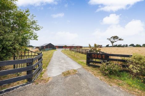 Photo of property in 1061 Taonui Road, Colyton, Feilding, 4775