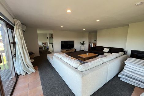 Photo of property in 50 Redwing Street, Browns Bay, Auckland, 0630