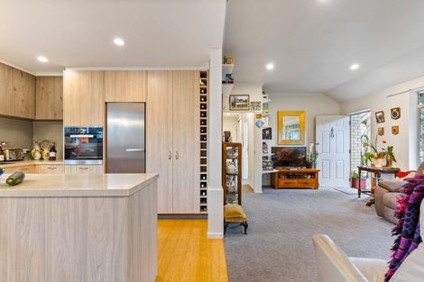 Photo of property in 23 Regents Park Place, Westgate, Auckland, 0614