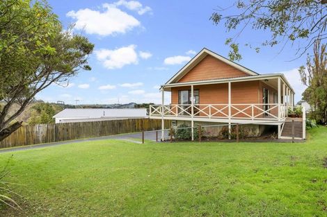 Photo of property in 6 Melia Place, Stanmore Bay, Whangaparaoa, 0932