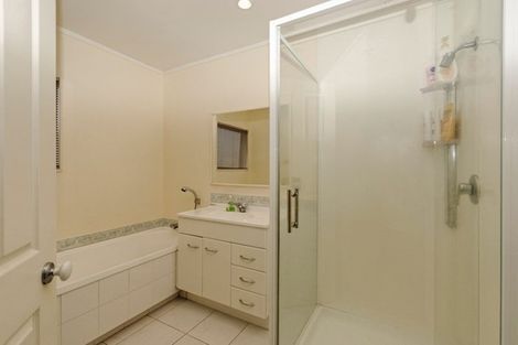 Photo of property in 22 Millstream Drive, Henderson, Auckland, 0610