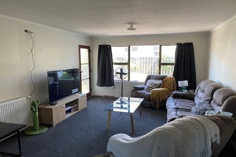 Photo of property in 2/802 Victoria Street, Parkvale, Hastings, 4122