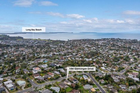 Photo of property in 1/94 Glamorgan Drive, Torbay, Auckland, 0630