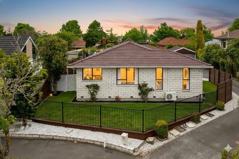 Photo of property in 1/22 Camrose Place, Ilam, Christchurch, 8041