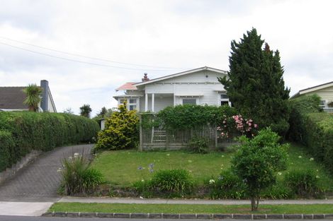 Photo of property in 48 Kiwi Road, Point Chevalier, Auckland, 1022