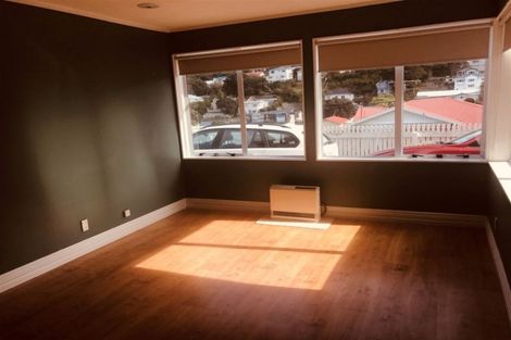 Photo of property in 71 Clyde Street, Island Bay, Wellington, 6023