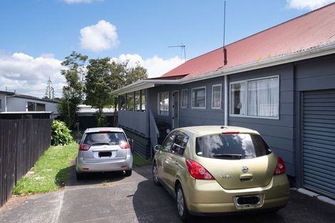 Photo of property in 2/137 Titirangi Road, New Lynn, Auckland, 0600