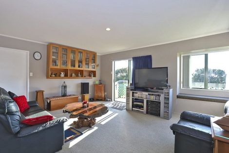 Photo of property in 21b Dingadee Street, Welcome Bay, Tauranga, 3112