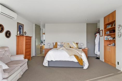 Photo of property in 22a Beach Road, Castor Bay, Auckland, 0620