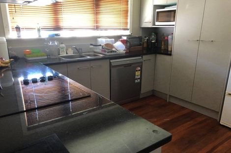 Photo of property in 69 Dundale Avenue, Blockhouse Bay, Auckland, 0600