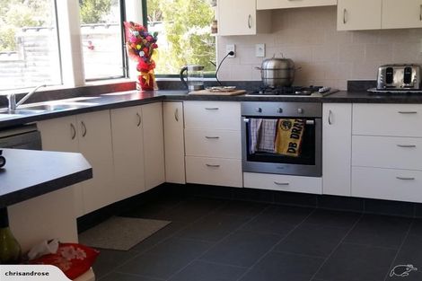 Photo of property in 90 Tawhai Street, Stokes Valley, Lower Hutt, 5019
