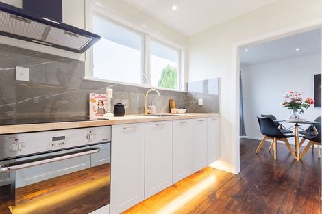 Photo of property in 55 Michael Road, Paraparaumu Beach, Paraparaumu, 5032