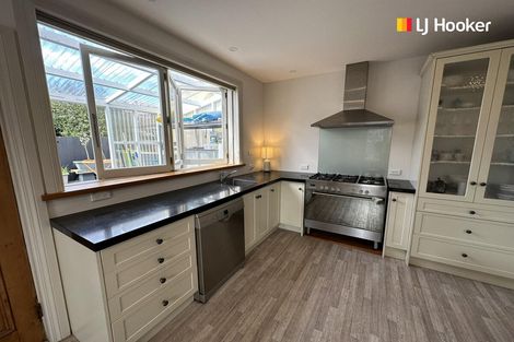 Photo of property in 30 Russell Street, Dunedin Central, Dunedin, 9016