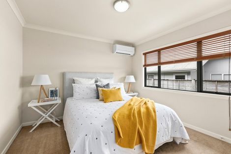 Photo of property in 8 Tarn Close, Pyes Pa, Tauranga, 3112