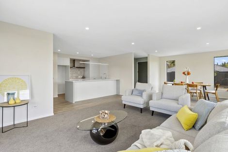 Photo of property in 8 Magnolia Lane, Mosgiel, 9024