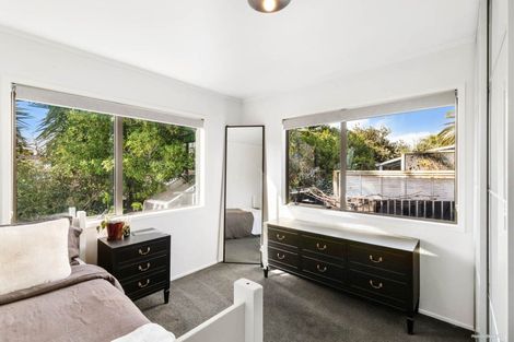 Photo of property in 7b Edgewater Parade, Waiuku, 2123