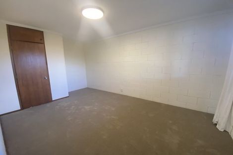 Photo of property in 237 Te Atatu Road, Te Atatu South, Auckland, 0610