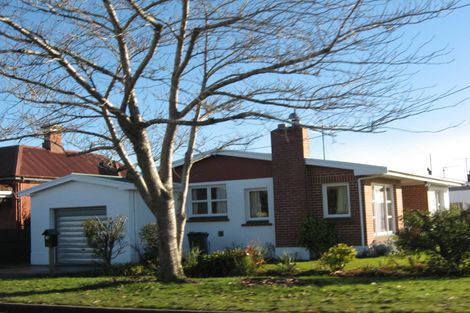 Photo of property in 30 Queen Street, Winton, 9720