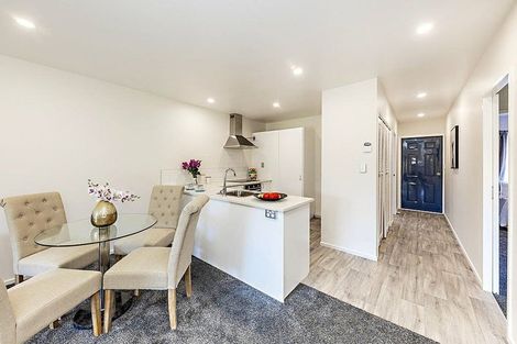 Photo of property in 4/202 Massey Road, Mangere East, Auckland, 2024