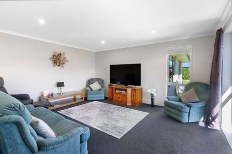 Photo of property in 44 Willowside Place, Amberley, 7410