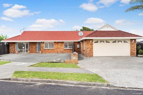 Photo of property in 2 Tullis Place, Burswood, Auckland, 2013
