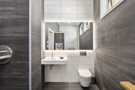 Photo of property in 26 Jackson Street, Island Bay, Wellington, 6023