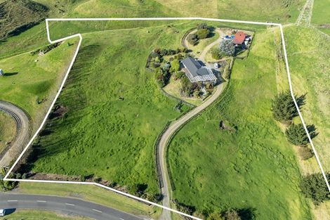 Photo of property in 24 Harakeke Road, Te Horo, Otaki, 5581