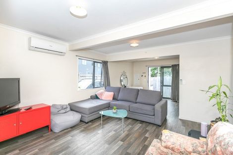 Photo of property in 2/179 Knighton Road, Hillcrest, Hamilton, 3216