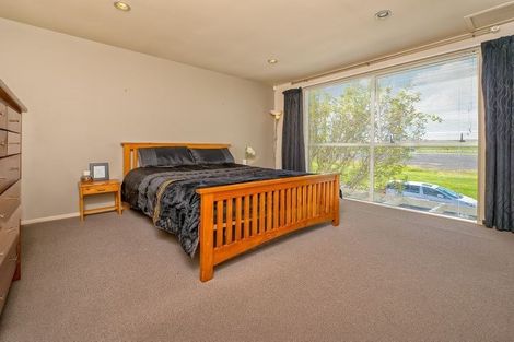 Photo of property in 24 Zabeel Crescent, Takanini, 2112