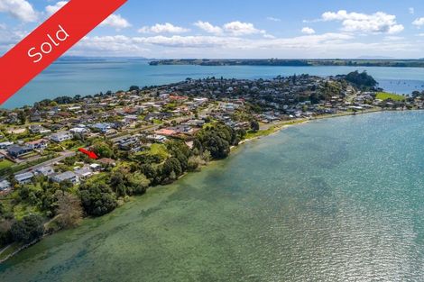 Photo of property in 77 Omokoroa Road, Omokoroa, 3114