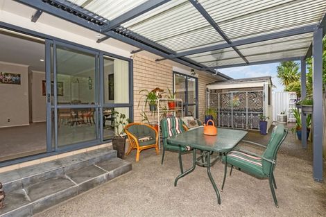 Photo of property in 1 West Peak Way, Otaki, 5512