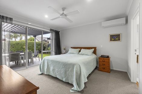 Photo of property in 77 Sandhurst Drive, Papamoa Beach, Papamoa, 3118