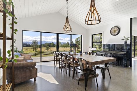 Photo of property in 106 Carters Line, Parkvale, Carterton, 5792