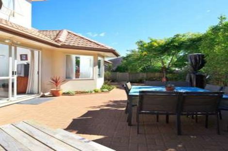 Photo of property in 2/5 Belgate Place, Somerville, Auckland, 2014