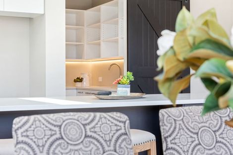 Photo of property in 10 Tussle Grove, Halswell, Christchurch, 8025