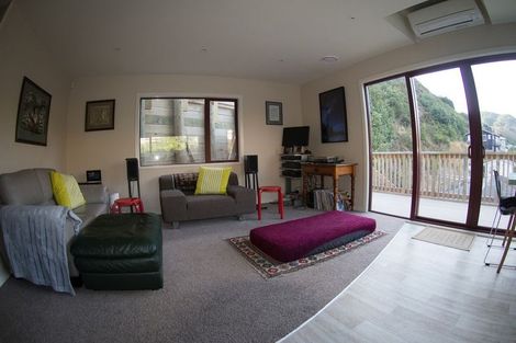 Photo of property in 127 Happy Valley Road, Owhiro Bay, Wellington, 6023