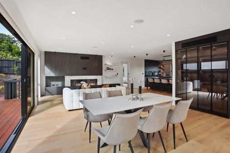 Photo of property in 28a Oliver Twist Avenue, Mellons Bay, Auckland, 2014