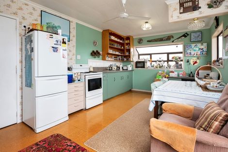 Photo of property in 109 Hurndall Street East, Maungaturoto, 0520