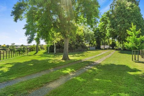 Photo of property in 1 Paratu Road, Richmond Downs, 3475