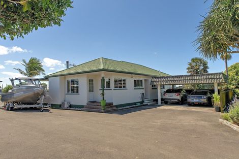 Photo of property in 53 Keepa Road, Coastlands, Whakatane, 3191