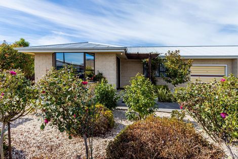 Photo of property in 5a Innes Street, Waimate, 7924