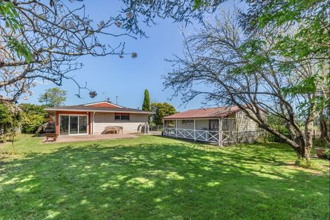 Photo of property in 208 Lindsay Road, Levin, 5510
