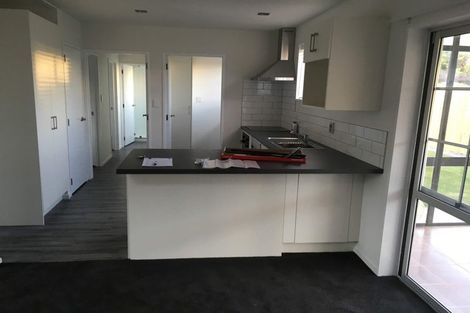 Photo of property in 2 Branksome Place, Parklands, Christchurch, 8083