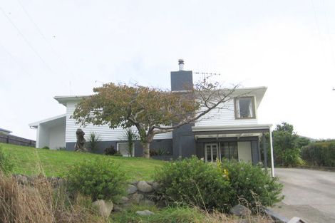 Photo of property in 12 Mascot Street, Tawa, Wellington, 5028