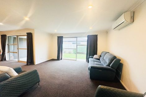 Photo of property in 14 Bradwell Crescent, Halswell, Christchurch, 8025