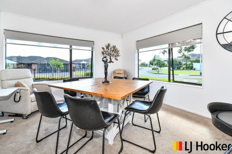 Photo of property in 1 Mull Place, Wattle Downs, Auckland, 2103