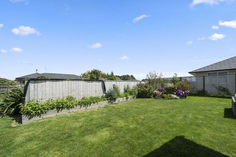 Photo of property in 31 Waipunahau Road, Waikanae, 5036