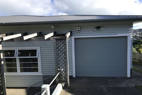 Photo of property in 118 Motuhara Road, Plimmerton, Porirua, 5026